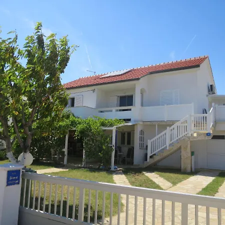 Bedenikovic By Interhome 公寓