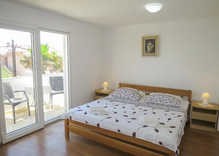 Bedenikovic By Interhome Apartamento Vir