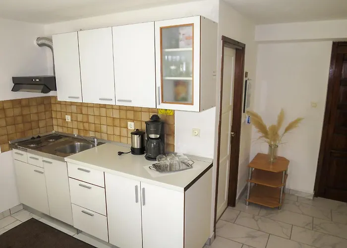 Apartamento Bedenikovic By Interhome