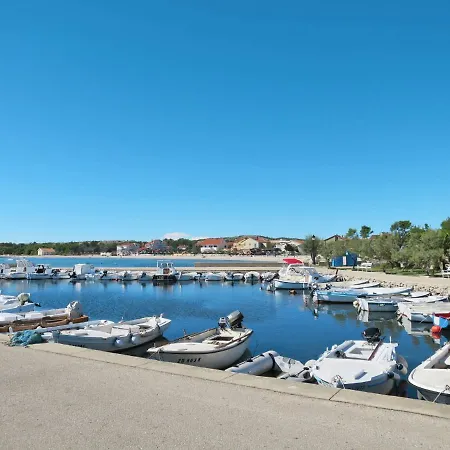 Bedenikovic By Interhome דירה