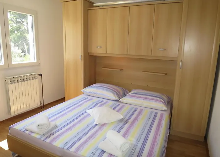 Bedenikovic By Interhome Lägenhet